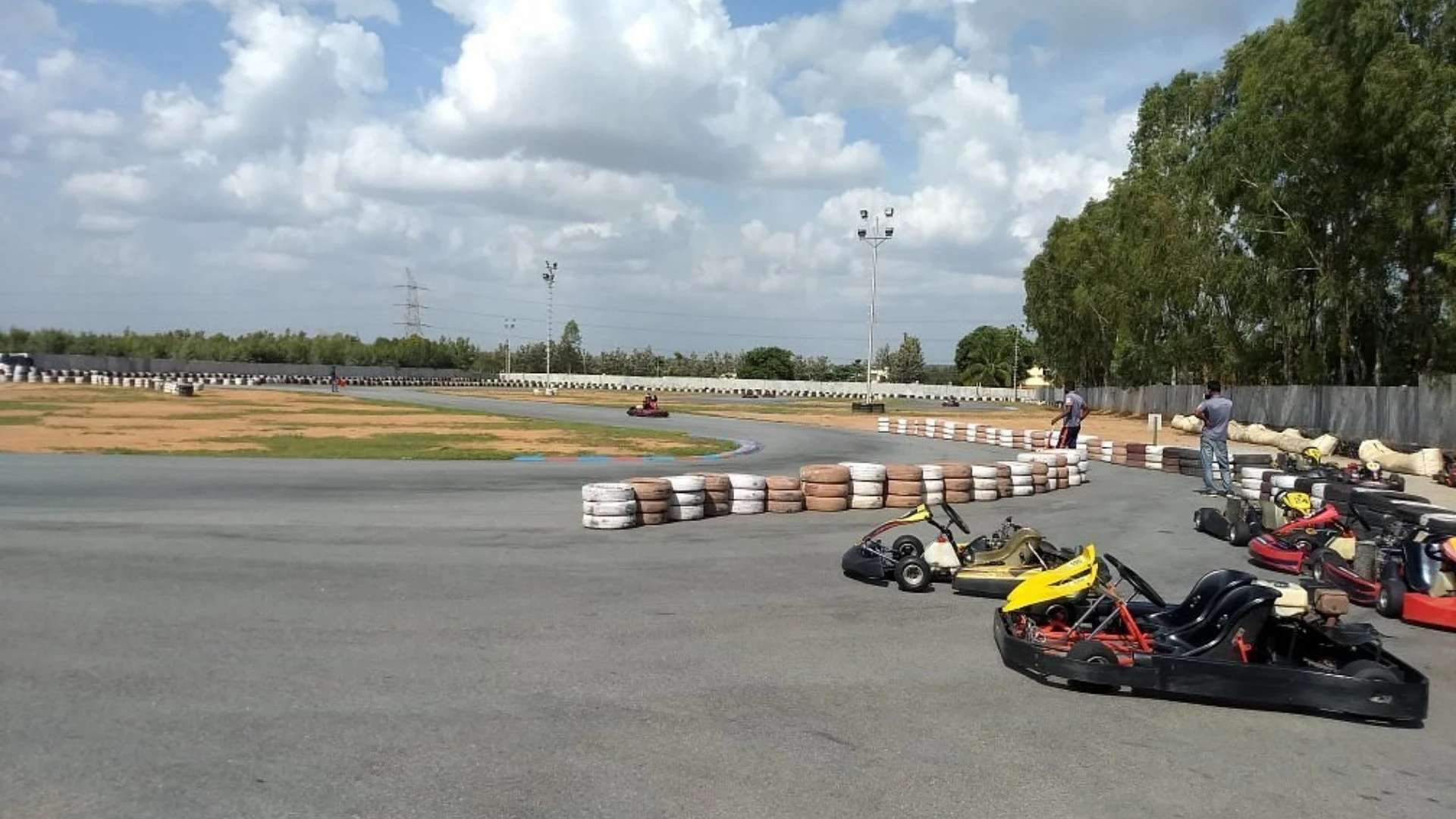 Go-Karting (Meco Kartopia)
